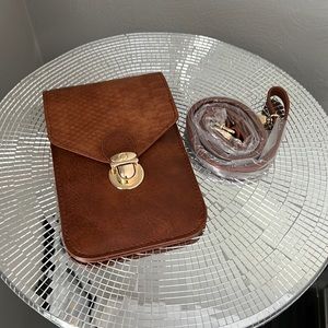 Brown shoulder bag